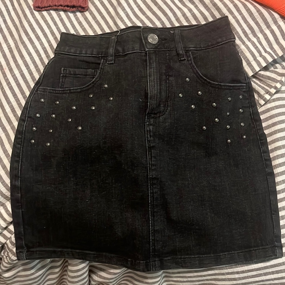 jean skirt.